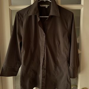 3/4 sleeve length dark olive button down shirt